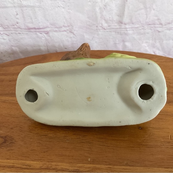 Vintage Two Birds in a Nest Ceramic Salt and Pepper Shakers - Picture 8 of 8